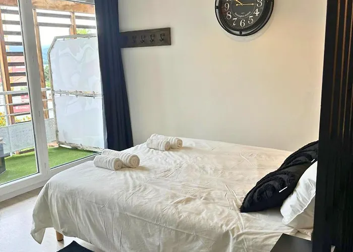 Cosy Roc - Wifi, Balcon, Tv, Clim, Equipe شقة