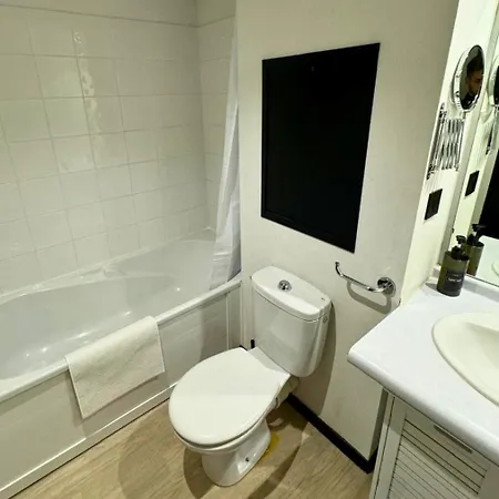 Cosy Roc - Wifi, Balcon, Tv, Clim, Equipe *